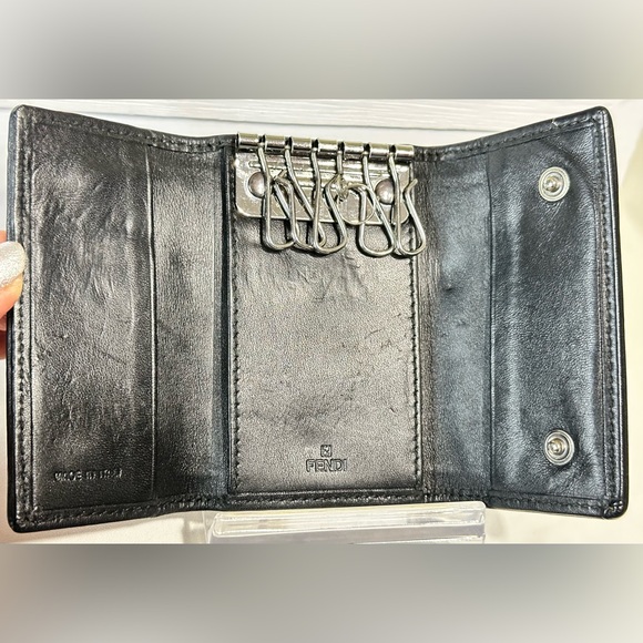 FENDI Authentic Zucca Black Canvas Leather 6 Pics Key Cases Made In Italy . - Picture 10 of 16